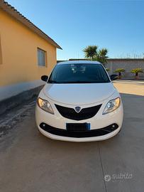 Lancia Ypsilon 2018 1.3 95 cv diesel