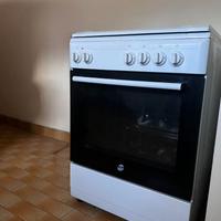 Cucina a gas 4 fuochi + forno elettrico con grill