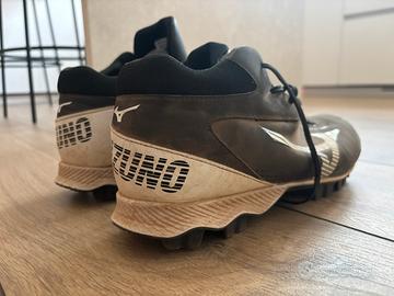 Scarpe Softball / Baseball Mizuno taglia 43