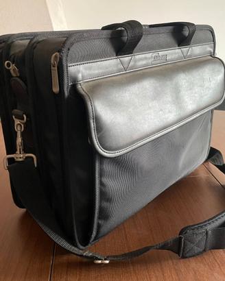 Borsa TARGUS  per PC e accessori e altro