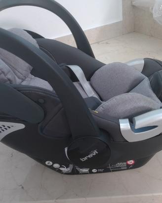 ovetto auto con base isofix inclusa