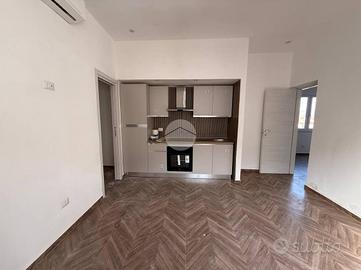 2 LOCALI A CASERTA