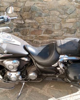 Kawasaki VN 1700 classic del 2011 customizza