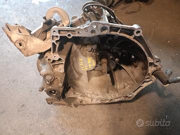 Cambio manuale 5 marce Peugeot 207 - 1.6 tb