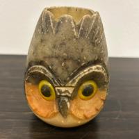 Gufo decorativo in pietra – portapenne vintage