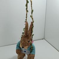 Coniglio in Fibra su altalena