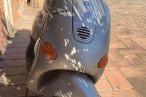 Vespa 50 et2