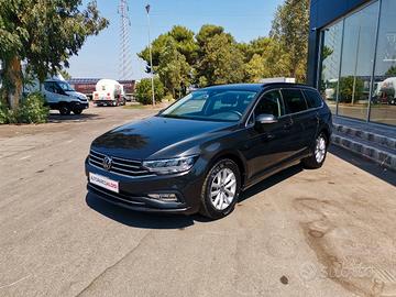 Volkswagen Passat Variant 2.0 tdi Executive 150cv