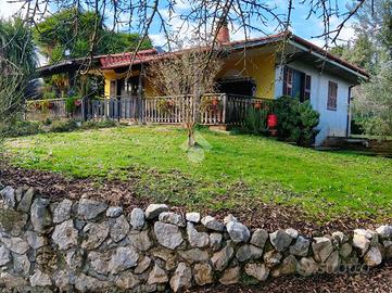 CASA INDIPENDENTE A LARIANO
