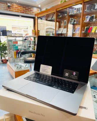 MacBook Pro 16 2023 M2 pro 16-1TB usato