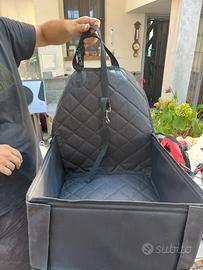 Seggiolino per cane da macchina