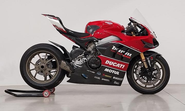 Ducati Panigale V4 Speciale, Preparazione Barni