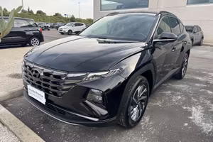 Hyundai Tucson 1.6 CRDi 2wd 115cv Xline - Aut...