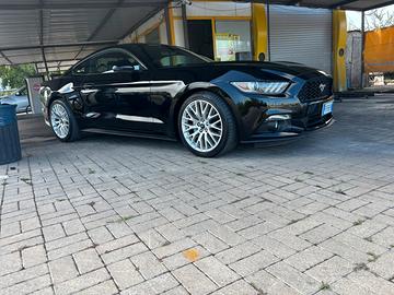 Ford mustang ecoboost