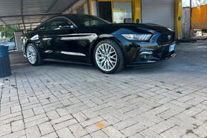Ford mustang ecoboost