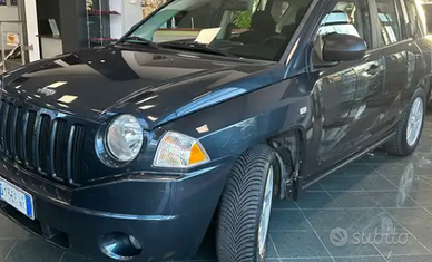 jeep compass benzina