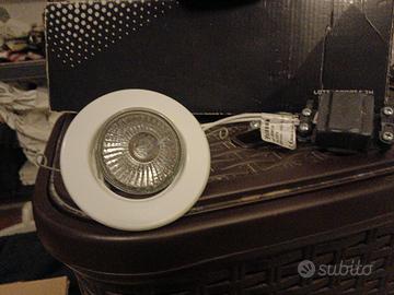 faretti cucina ufficio