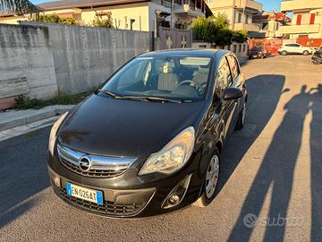 Opel Corsa GPL casa madre