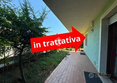 2 LOCALI A RONCADELLE