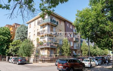 2 LOCALI DA RISTRUTTURARE CON CUCINA ABITABILE, BA