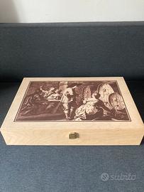4 scatole legno illustrate