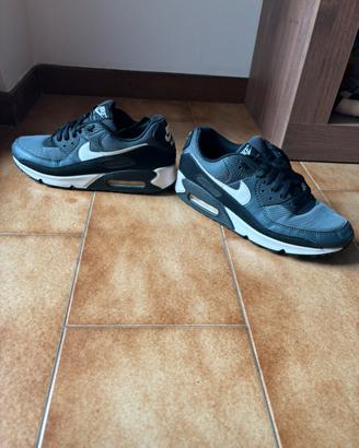 Nike Air Max 90 Recraft Uomo 44 – Nere e Bianche