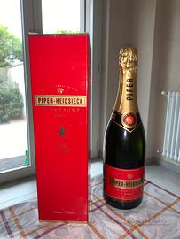Champagne Piper heidsieck Brut an 2000