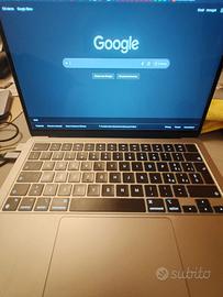 MacBook Air M2 8/256 13'