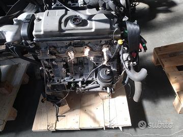 Motore Peugeot Citroen HFX 2007 benzina
