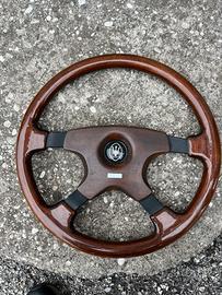 Volante MOMO in Legno