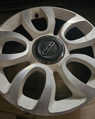 cerchi in lega bicolore da 17 fiat 500 L 