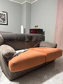 Coppia di divani 2 e 3 posti