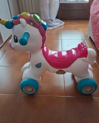 unicorno cavalcabile clementoni
