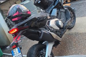 Honda Xadv 750