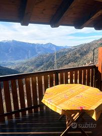 Trilocale montagna Lozio ultimo piano vista Alpi