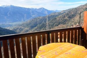 Trilocale montagna Lozio ultimo piano vista Alpi