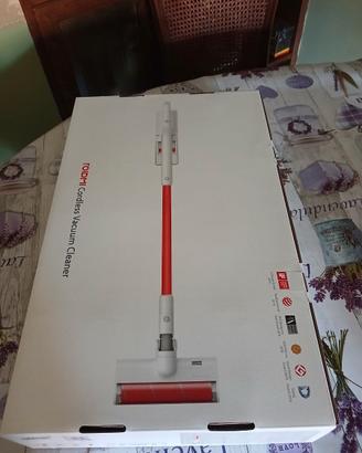 scopa pavimenti a batteria