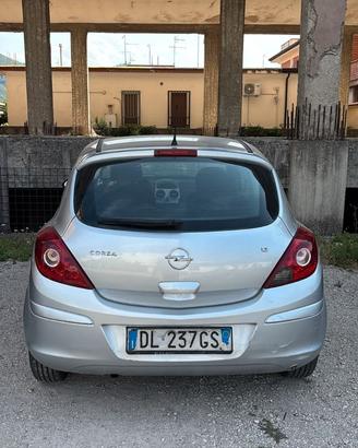 Opel Corsa 1,2
