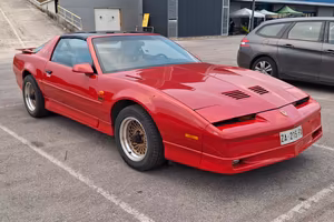 Pontiac Firebird Trans am GTA 5.700cc 