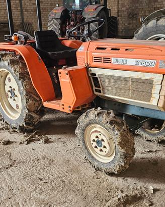 Trattore Kubota B1600