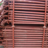 PUNTELLI regolabili n 290 a piastra e croce usati