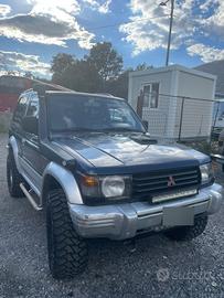 Mitsubishi Pajero 2
