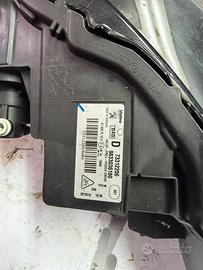 Faro ant destro peugeot 2008