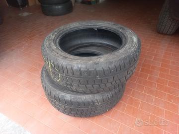 N. 2 gomme invernali dimensioni 205 55 16