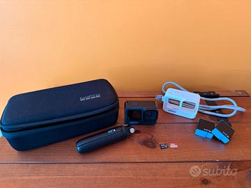 GoPro 10Black con due batterie e due schede SD
