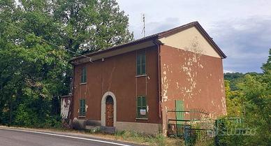Rustico / Casale di 165 m² con più di 5 locali a M
