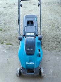 TAGLIAERBA A BATTERIA