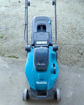 TAGLIAERBA A BATTERIA