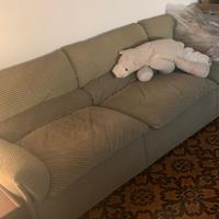 Divano in velluto verde