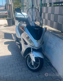 Malaguti madison 200